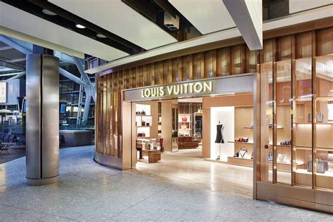 louis vuitton in airport|Louis Vuitton store paris airport.